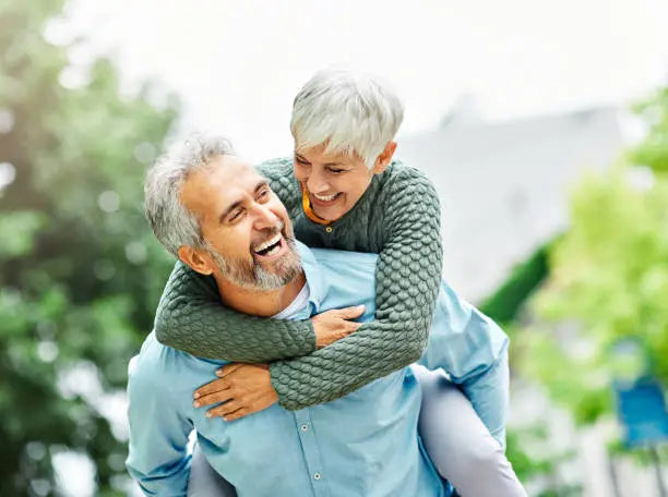 Chutes chez les seniors : causes, conséquences et solutions de prévention