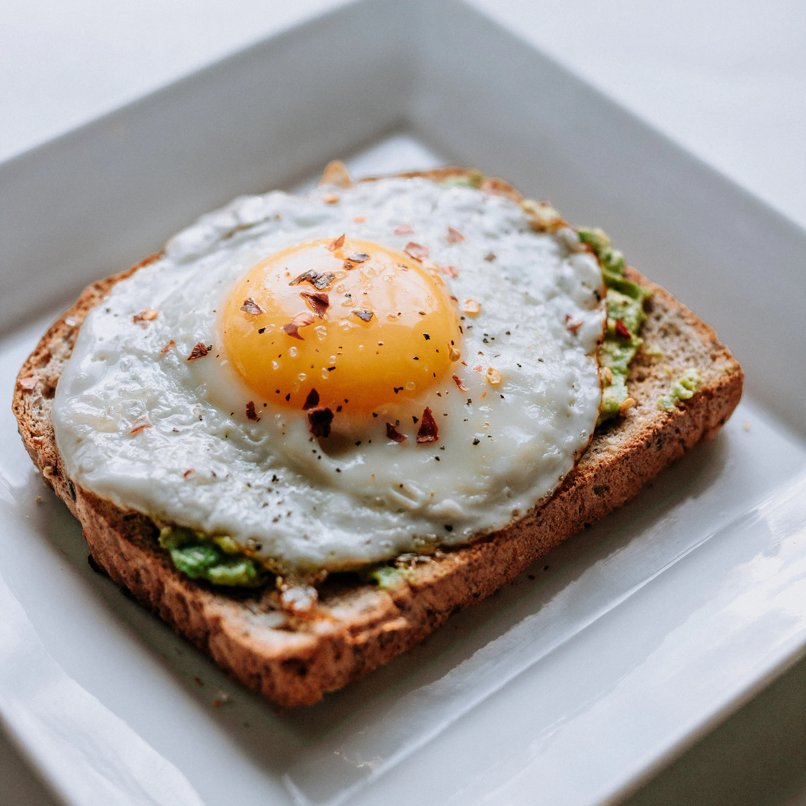 Petit-déjeuner protéiné et équilibré